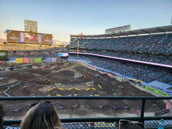 Angel Stadium, bloc: 412, rangée: B, place: 2