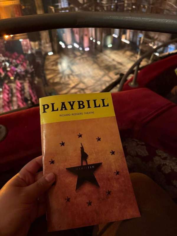 Richard Rodgers Theatre, bloc: Box H, rangée: 1, place: 1