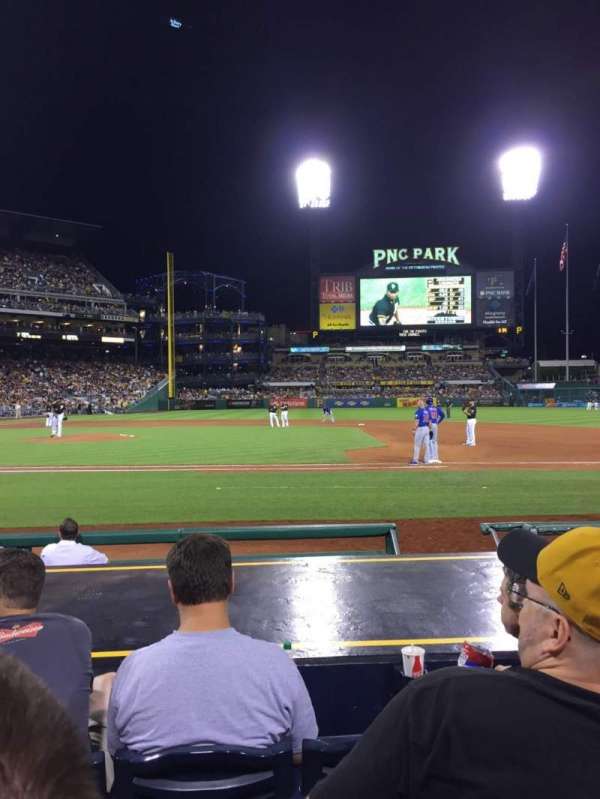 PNC Park, bloc: 10, rangée: J, place: 11