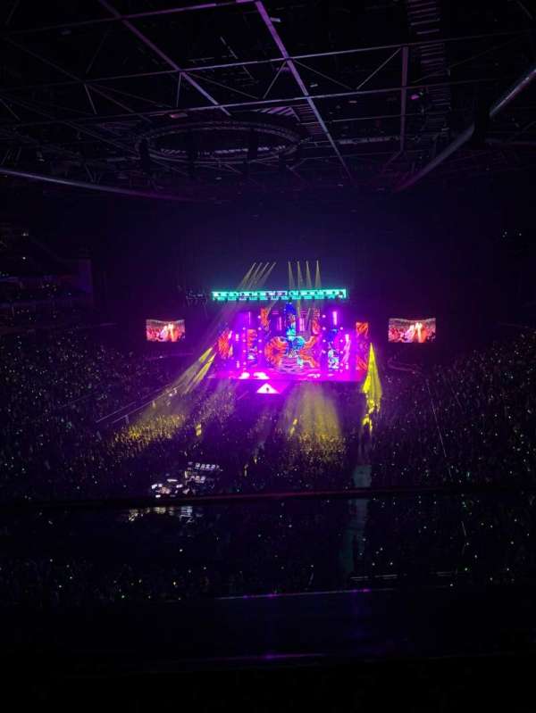 The O2, London, bloc: 413, rangée: A, place: 758