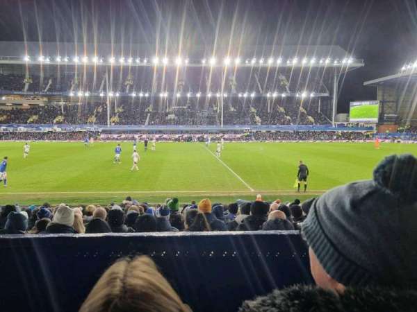 Goodison Park, bloc: LB3, rangée: B, place: 143