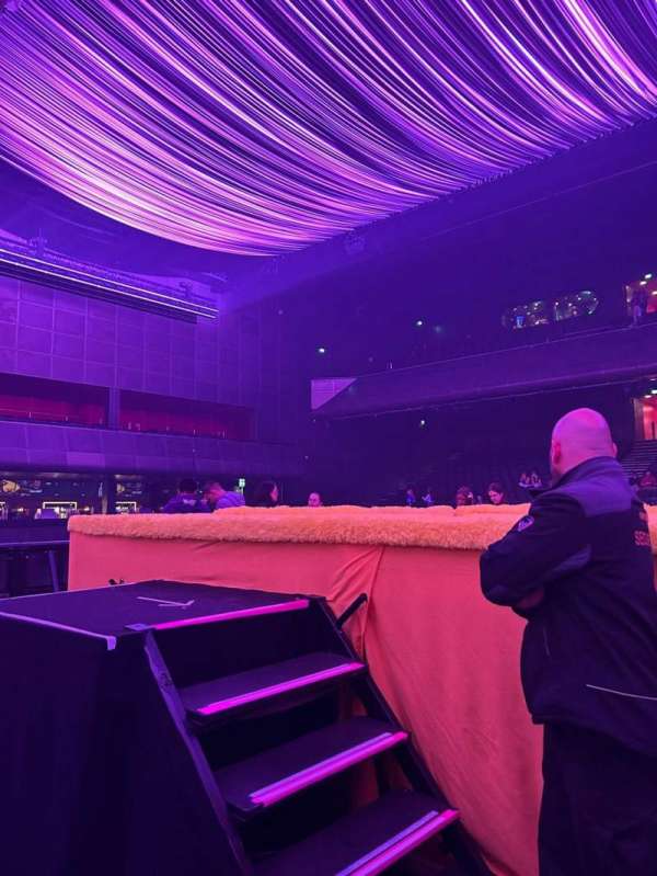 AFAS Live, bloc: Floor, rangée: B-stage