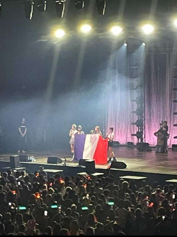 Zénith Paris, bloc: Q, rangée: 22, place: 11,10