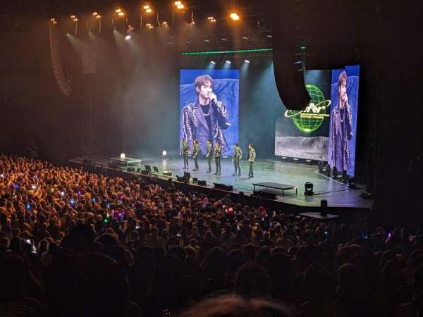 Zénith Paris, bloc: Q, rangée: 26, place: 244