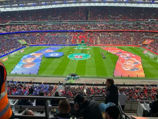 Wembley Stadium, bloc: A, rangée: 9, place: 526