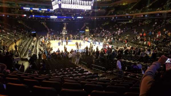 Madison Square Garden, bloc: 101, rangée: 13, place: 13