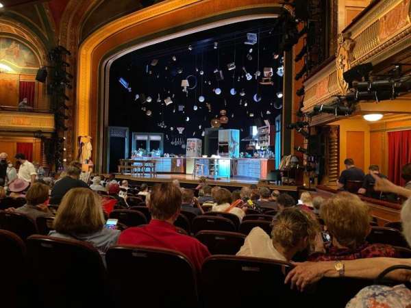 Todd Haimes Theatre, bloc: Orchestra R, rangée: L, place: 16