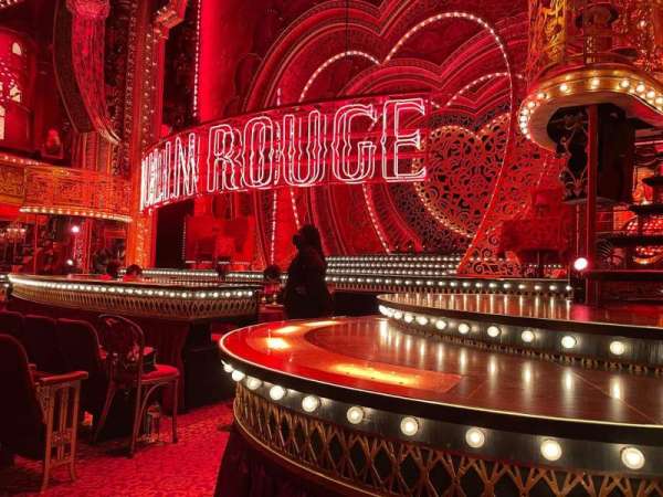 Al Hirschfeld Theatre, bloc: Orchestra R, rangée: F, place: 10