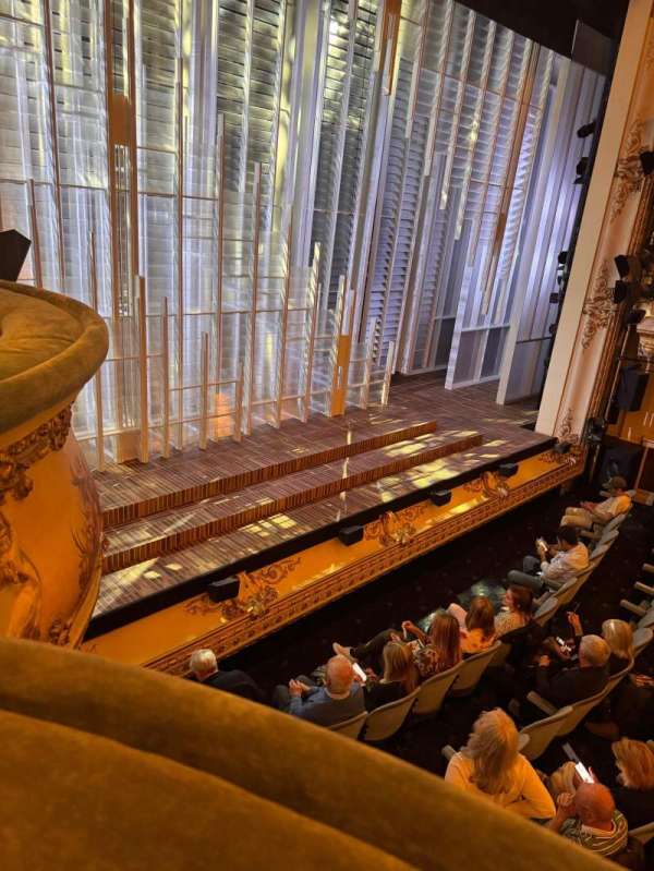 Wyndham's Theatre, bloc: Royal Circle, rangée: Box 4, place: 1
