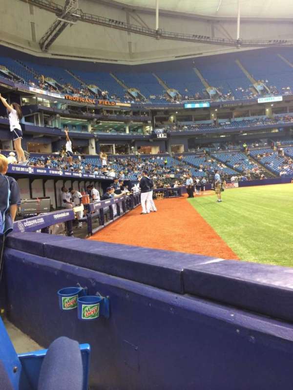 Tropicana Field, bloc: 120, rangée: D, place: 5