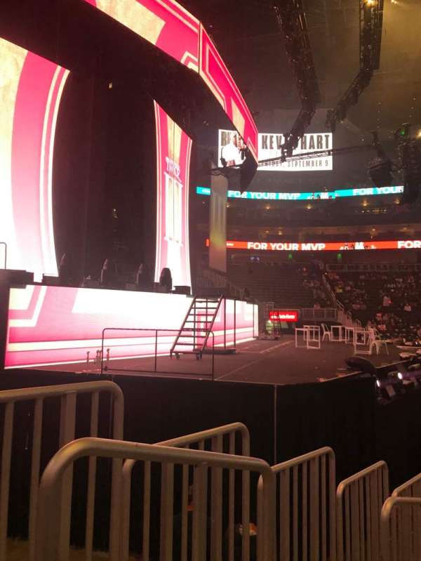 State Farm Arena, bloc: 122, rangée: K