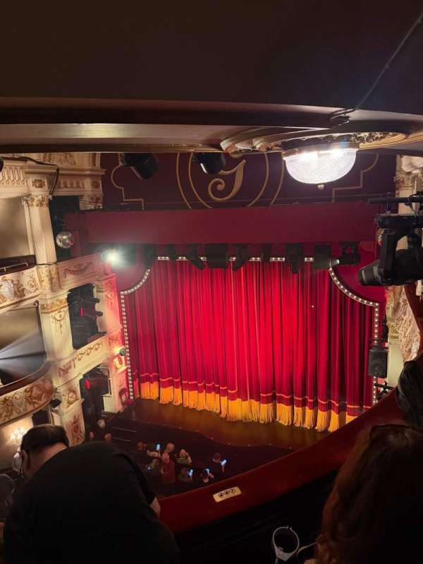 Garrick Theatre, bloc: Grand Circle, rangée: C, place: 6