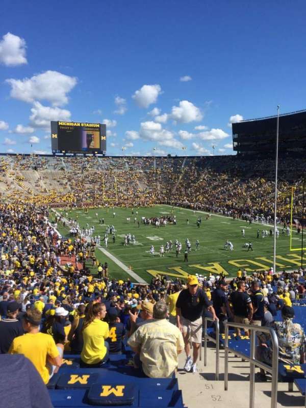 Michigan Stadium, bloc: 15, rangée: 59, place: 15