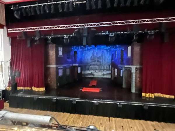 White Rock Theatre, Hastings, bloc: Centre right circle, rangée: A, place: 26