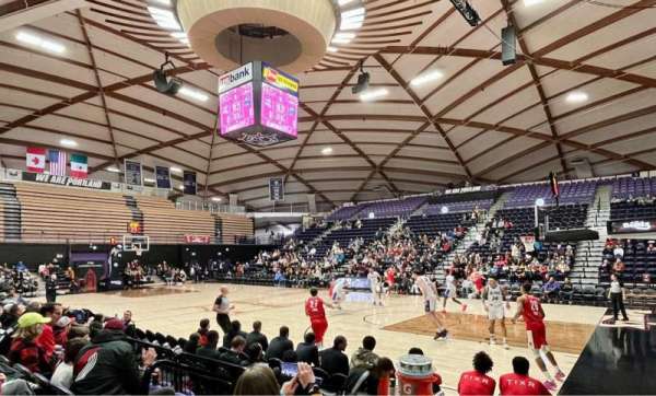 Chiles Center, bloc: 11, rangée: 4, place: 4