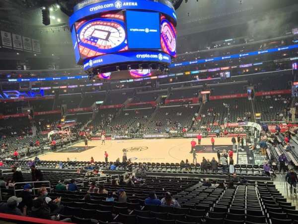 Crypto.com Arena, bloc: PR13, rangée: 1, place: 1