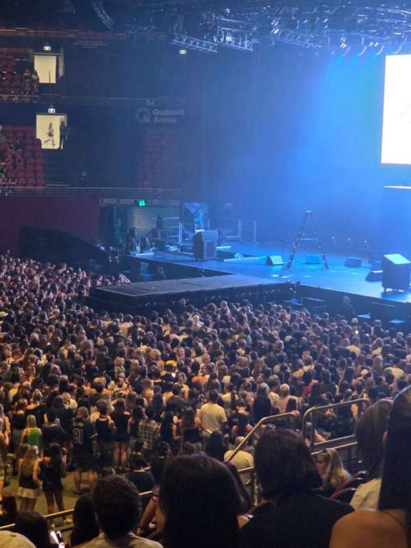 Qudos Bank Arena, bloc: 11, rangée: J, place: 209