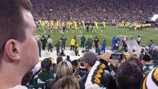 Lambeau Field, bloc: 122, rangée: 8, place: 17