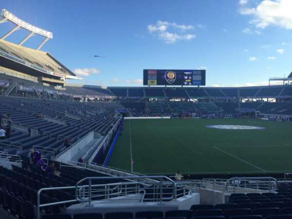 Camping World Stadium, bloc: 149, rangée: V, place: 23