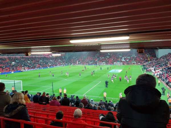 Anfield, bloc: AL8, rangée: 32, place: 183