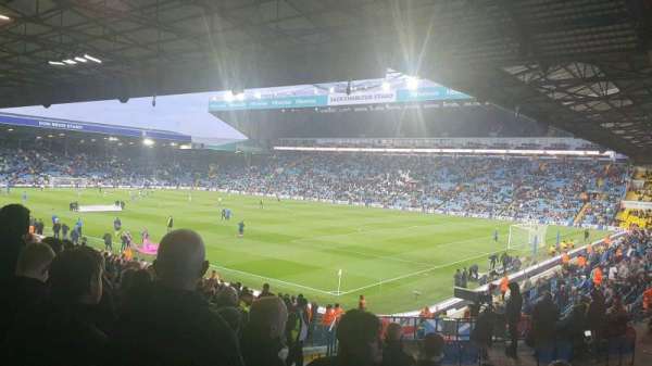 Elland Road, bloc: B1, rangée: G, place: 9