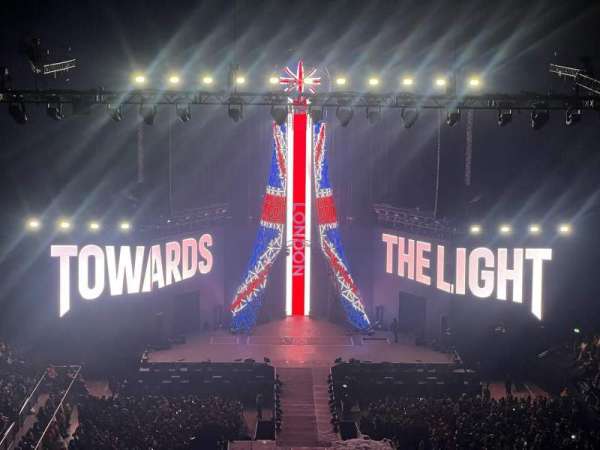 The O2, London, bloc: 411