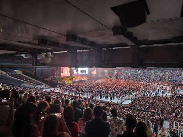 Wembley Stadium, bloc: 123, rangée: 43, place: 13