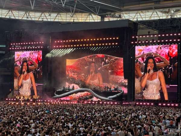 Wembley Stadium, bloc: 103, rangée: 16, place: 24
