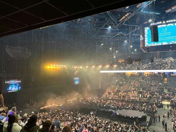 Accor Arena, bloc: Gradin O, rangée: 1, place: 32
