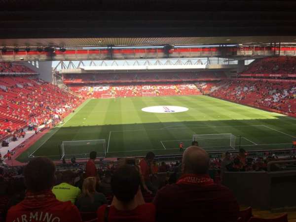 Anfield, bloc: 304, rangée: 58, place: 0145
