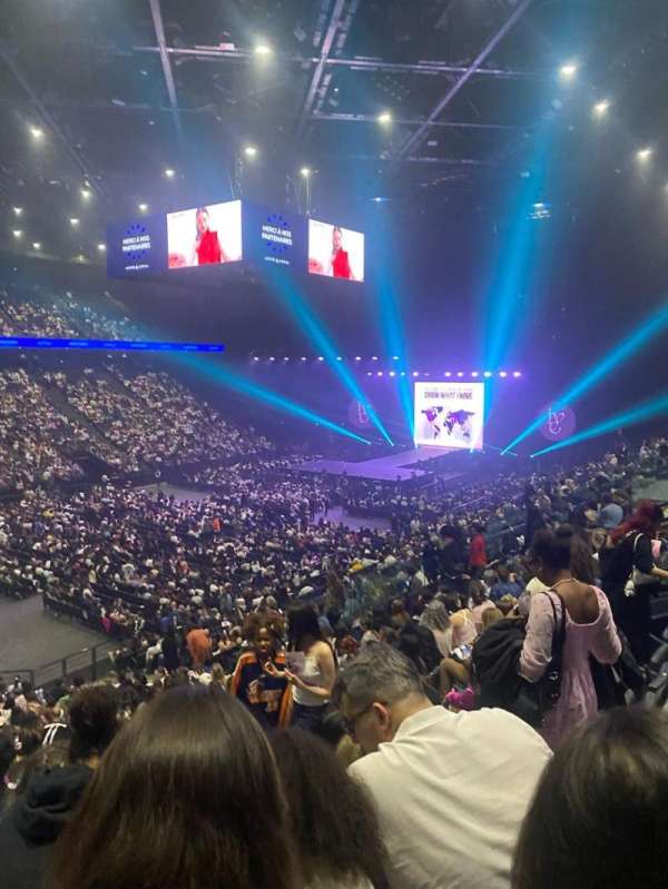Accor Arena, bloc: Gradin C, rangée: 3, place: 22