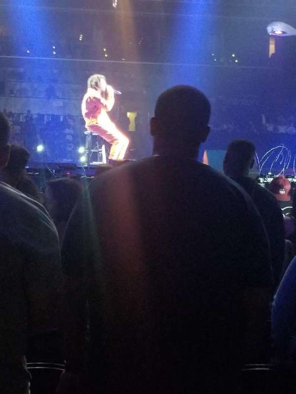 Barclays Center, bloc: Floor 7, rangée: 1, place: 4
