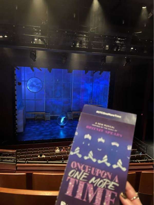 Sidney Harman Hall, bloc: Mezzanine Center, rangée: CC, place: 115