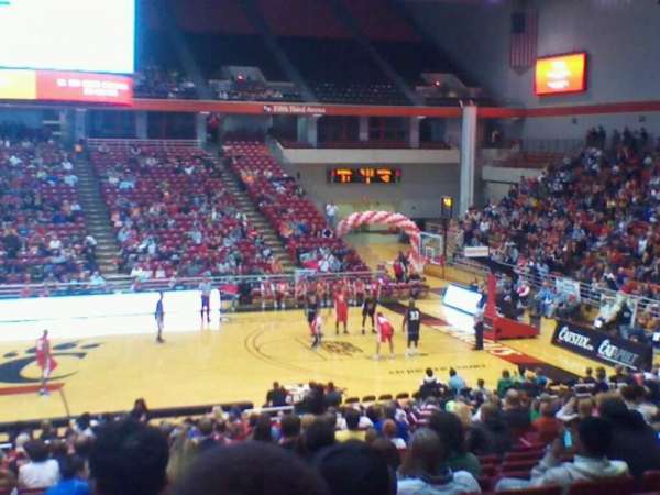 Fifth Third Arena, bloc: 105, rangée: 25, place: 8