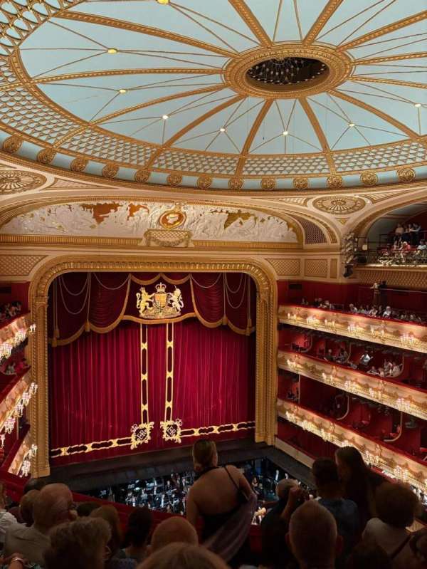 Royal Opera House, bloc: Amphitheatre, rangée: F, place: 44
