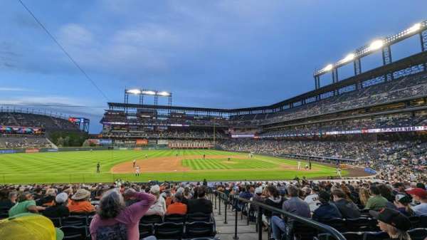 Coors Field, bloc: 139, rangée: 26, place: 1