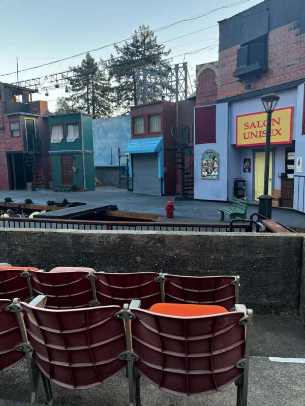 Woodminster Amphitheater, bloc: 4, rangée: A, place: 15