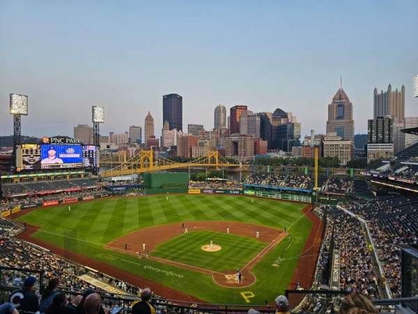 PNC Park, bloc: 318, rangée: K, place: 5