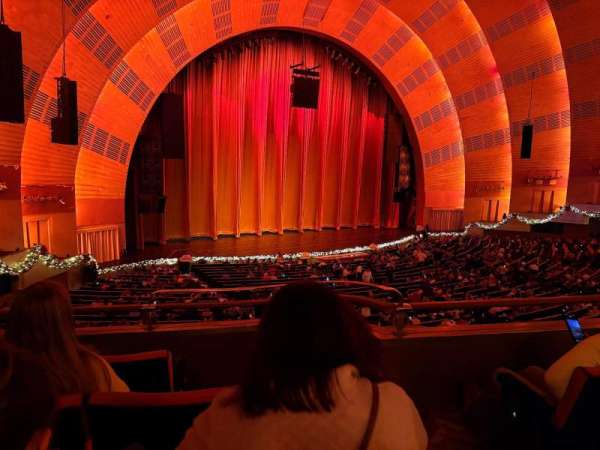 Radio City Music Hall, bloc: 1st Mezzanine 7, rangée: C, place: 702
