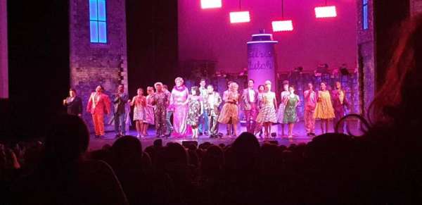 Blackpool Opera House, bloc: Stalls, rangée: X, place: 32