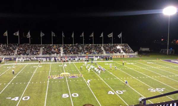 Bob Ford Field, bloc: 205, rangée: F, place: 5