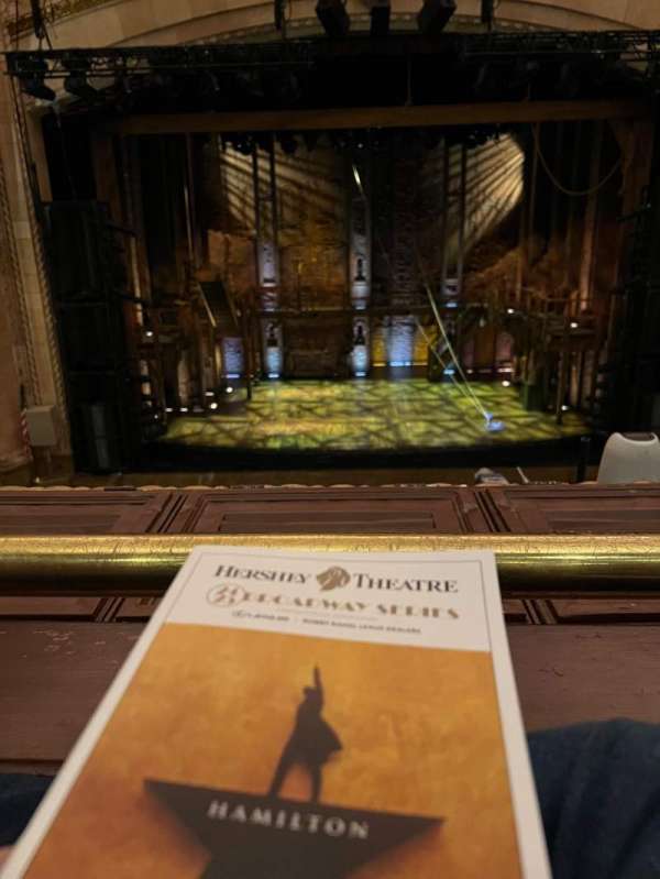 Hershey Theatre, bloc: LogeCenter, rangée: AA, place: 107