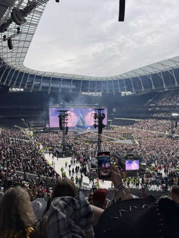 Tottenham Hotspur Stadium, bloc: 258, rangée: 42, place: 353