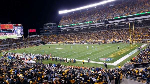 Acrisure Stadium, bloc: 117, rangée: GG, place: 1