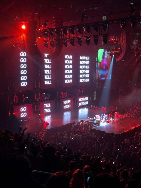 Little Caesars Arena, bloc: 122, rangée: 22, place: 13