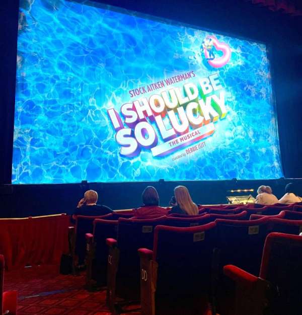 Liverpool Empire, bloc: Stalls, rangée: C, place: 39
