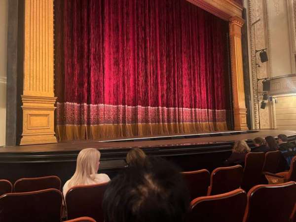 Majestic Theatre, bloc: Orchestra L, rangée: F, place: 11