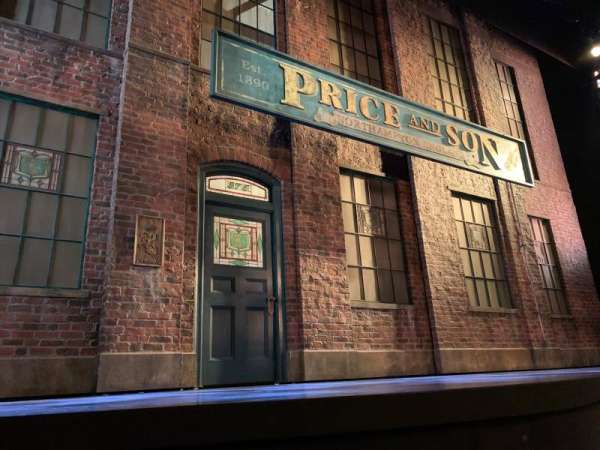Al Hirschfeld Theatre, bloc: Orchestra L, rangée: B, place: 1