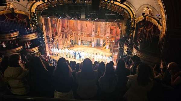 Richard Rodgers Theatre, bloc: Rear Mezzanine R, rangée: G, place: 16