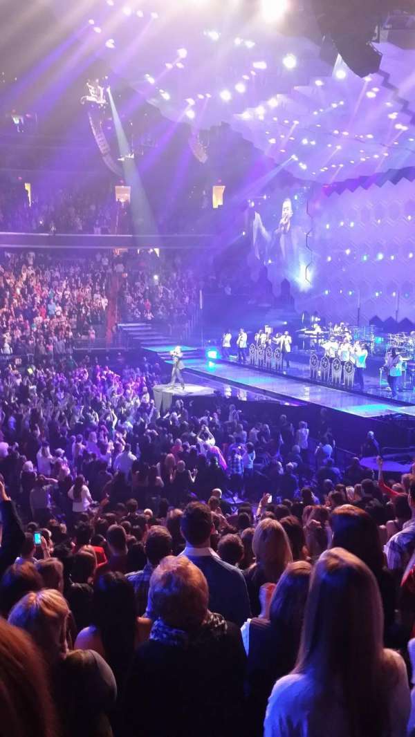 Capital One Arena, bloc: 112, rangée: Q, place: 12